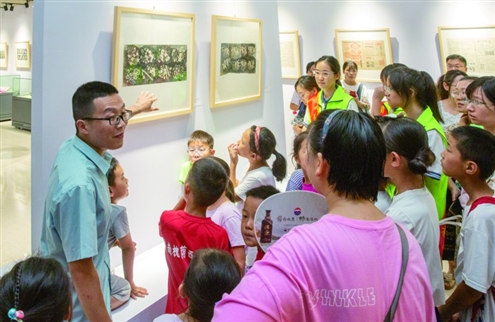 研学活动逐渐成为学生课外实践的热点(资料图)